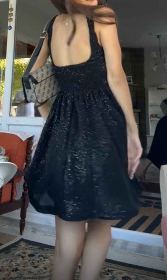 siyah taşlı elbise - Görsel 4