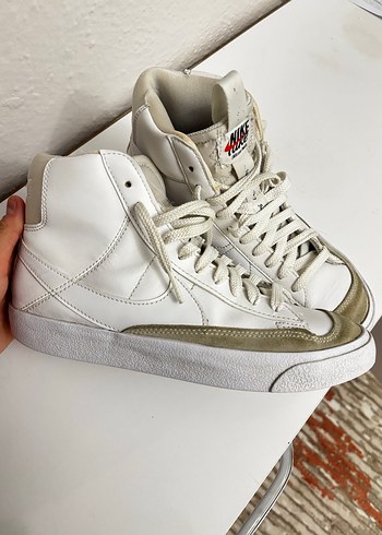 Nike Beyaz Gri Kadın Spor Ayakkabı - Görsel 2