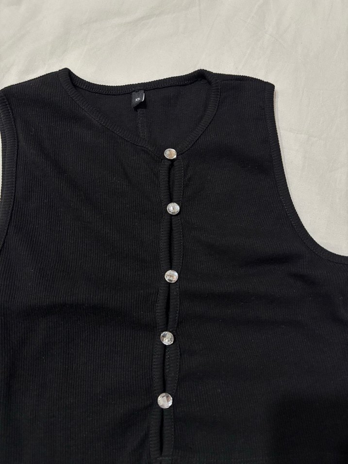 Düğmeli Siyah Kolsuz Kadın Yelek - Görsel 2