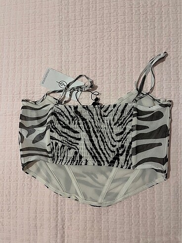 l Beden siyah Renk Stradivarius zebra tül korse büstiyer