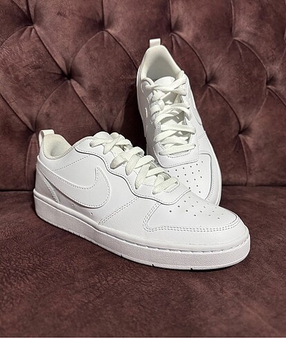 Nike Orijinal 0 ürün hiç giyilmedi 38,5 numara