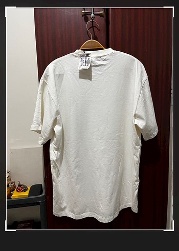 Pull&Bear X Gorillaz Koleksiyon T-shirt - Görsel 2