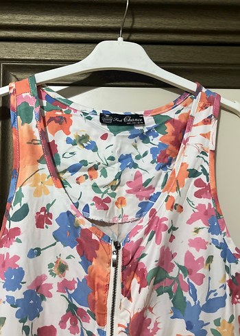 Renkli Çiçek Desenli Kolsuz Mini Tulum - Görsel 3