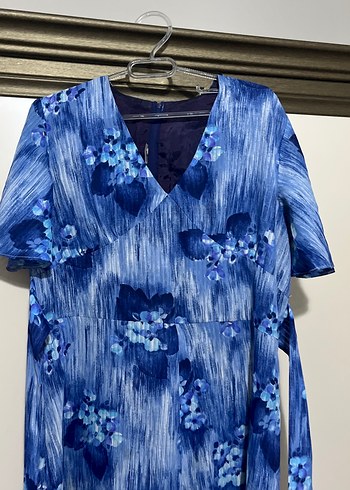 Mavi Batik Desenli Uzun Elbise - Görsel 2