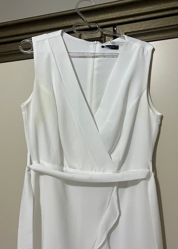 Beyaz V Yakalı Drapeli Midi Elbise - Görsel 2