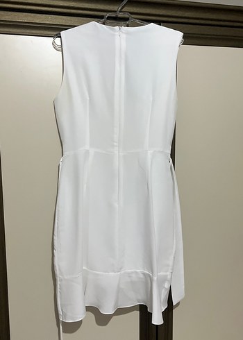 Beyaz V Yakalı Drapeli Midi Elbise - Görsel 3