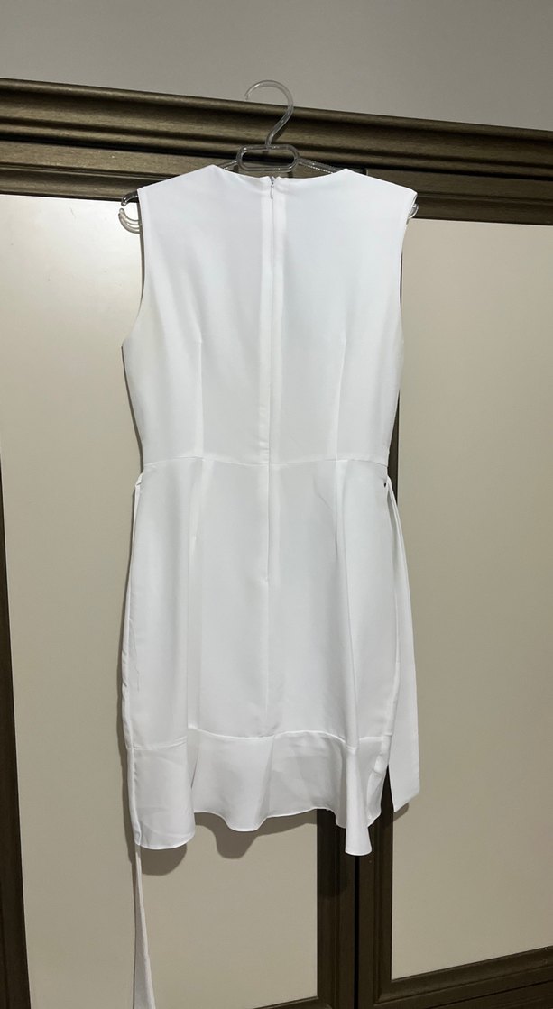 Beyaz V Yakalı Drapeli Midi Elbise - Görsel 3