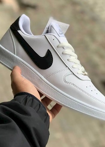 Nike Beyaz Kadın Spor Ayakkabı