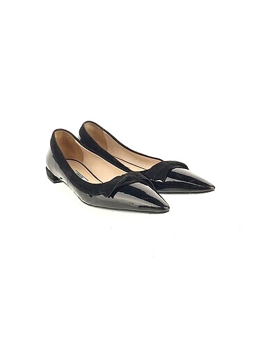 Prada Babet %70 İndirimli.