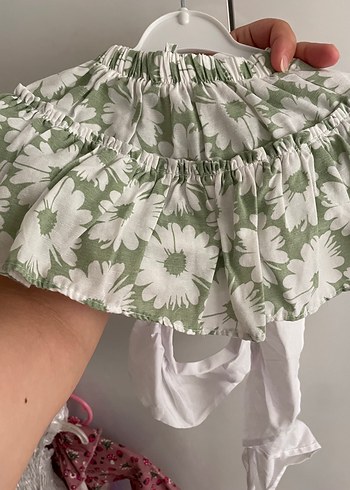 LC Waikiki Çiçek Desenli Beyaz kız bebek elbise