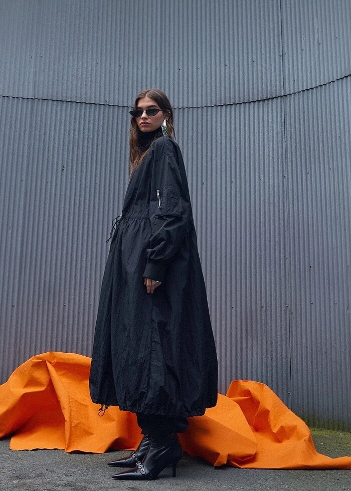 Uzun yağmurluk - Görsel 3