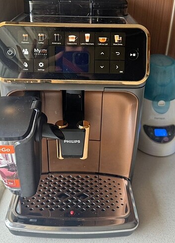 Philips LatteGo 5400 Serisi Kahve Makinesi 