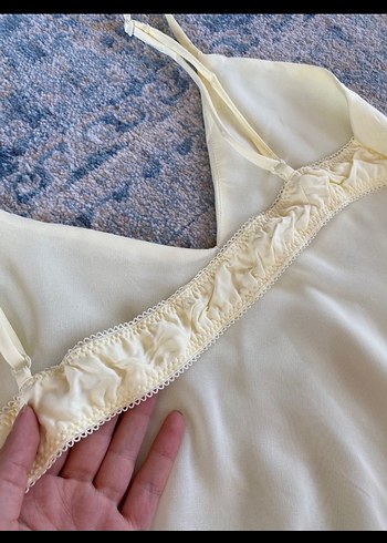 Zara sarı V Yaka Dantel Detaylı Midi Elbise - Görsel 5