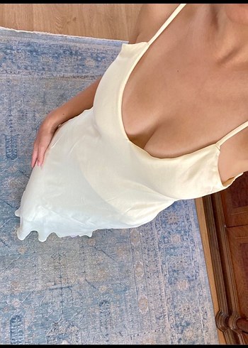 Zara sarı V Yaka Dantel Detaylı Midi Elbise - Görsel 3