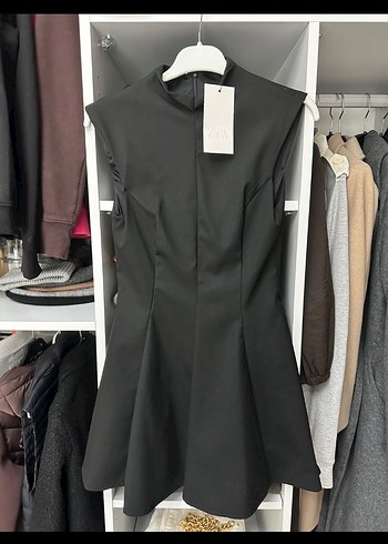 Zara Yüksek Yakalı Kolsuz Midi Elbise - Görsel 5