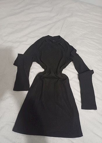 Siyah Yüksek Yakalı Uzun Kollu Mini Elbise - Görsel 2