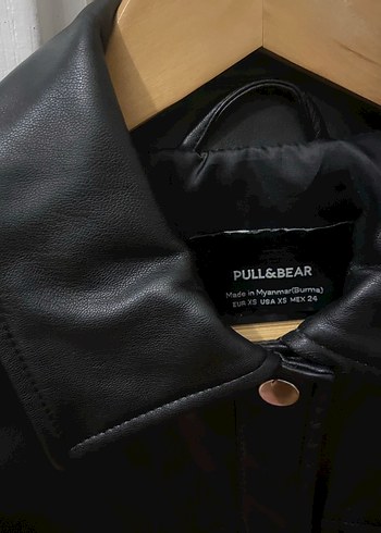 xs Beden Pull and Bear Düğmeli Siyah Deri Biker Ceket