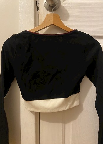 xs Beden siyah Renk Trendyol milla Siyah Beyaz Elastik Crop Bluz