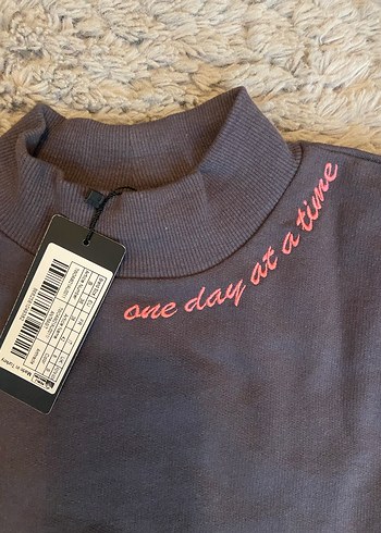 Nakış detaylı Örme Eşofman Takımı - Görsel 4