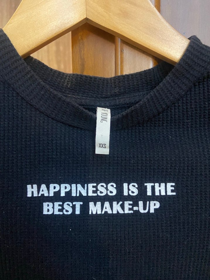 Kadın siyah baskılı kısa kollu tişört - Görsel 2