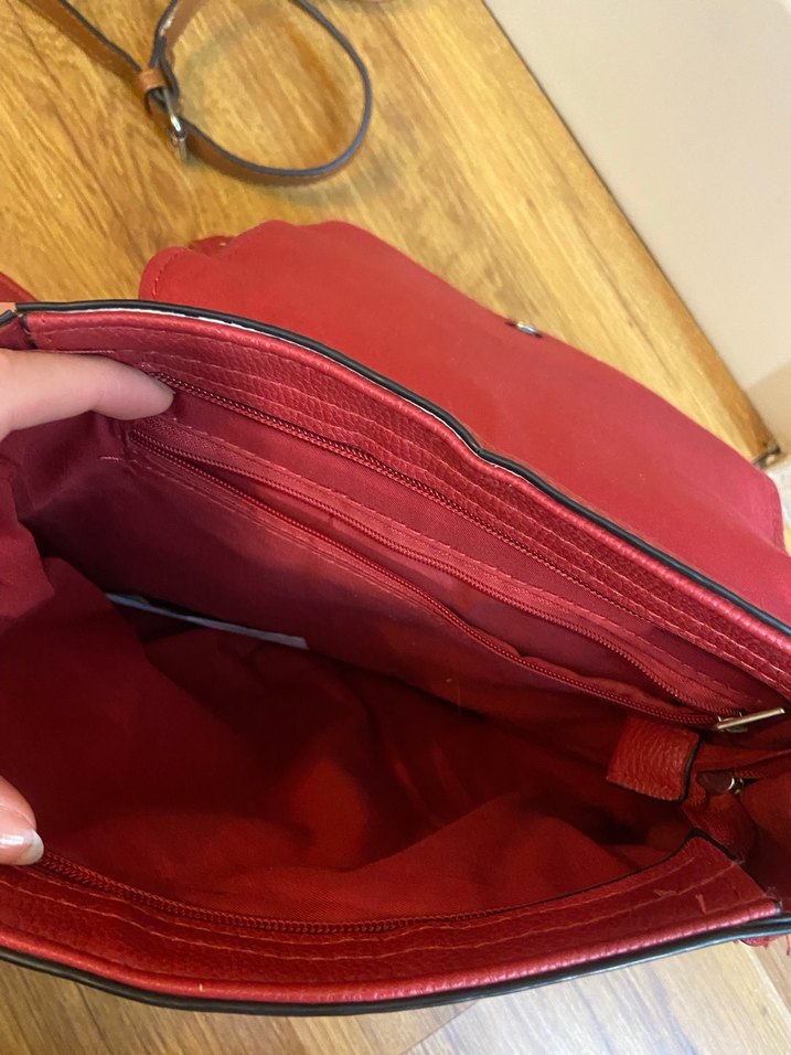 Kırmızı Deri Kadın Sırt Çantası - Görsel 3
