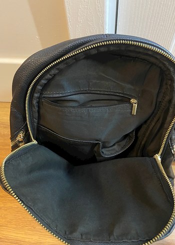 siyah deri sırt çantası - Görsel 4