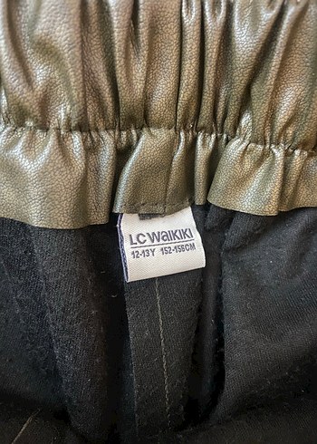 Haki yeşil deri şort etek - Görsel 4