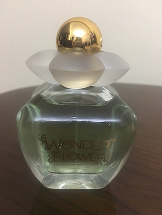 Avon wonder flower parfüm