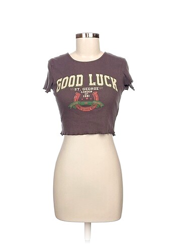 Koton T-shirt %70 İndirimli.
