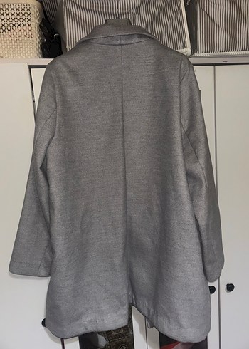 Gri Çift Düğmeli Kaban - Görsel 3