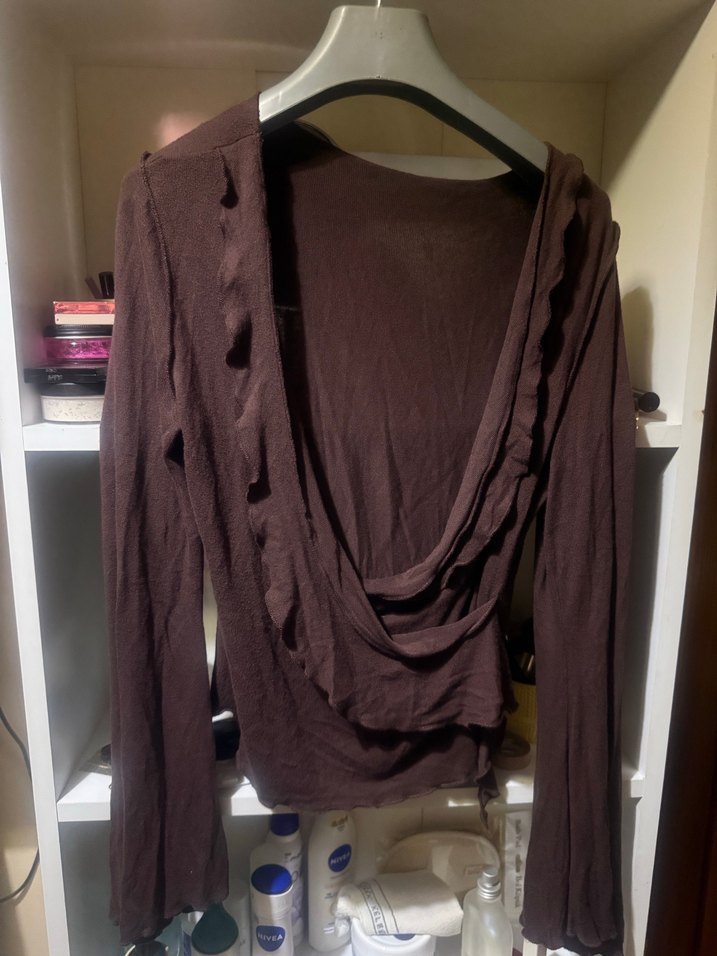 Düğmeli V Yaka Kahverengi Kadın Bluz - Görsel 2