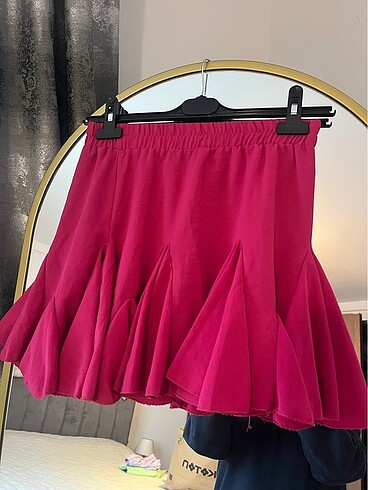 Pembe mini etek