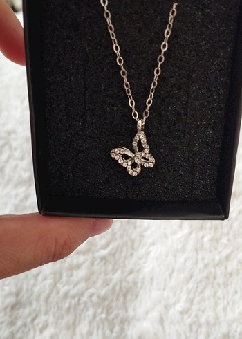 Accessorize Zincir Detaylı Minimalist Kelebek Kolye