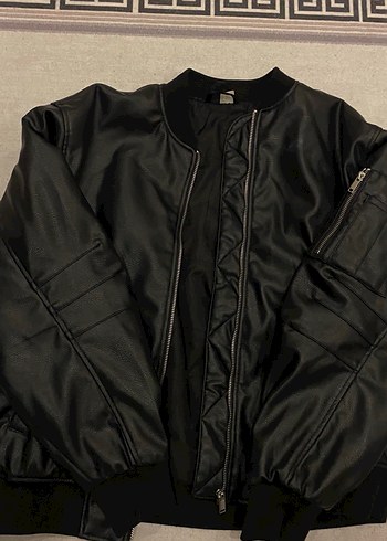 H&M Kadın Siyah Deri Fermuarlı Ceket - Görsel 4