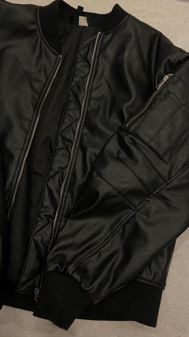 H&M Kadın Siyah Deri Fermuarlı Ceket - Görsel 3