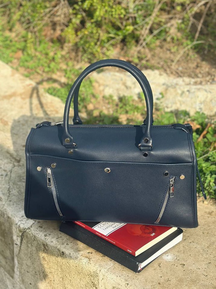 Fermuarlı Siyah Deri Gotik Kadın Çanta - Görsel 4