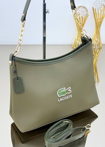 LACOSTE

HEM KOL HEM ÇAPRAZ 

ÖLÇÜLER 34x22 CM - Görsel 3