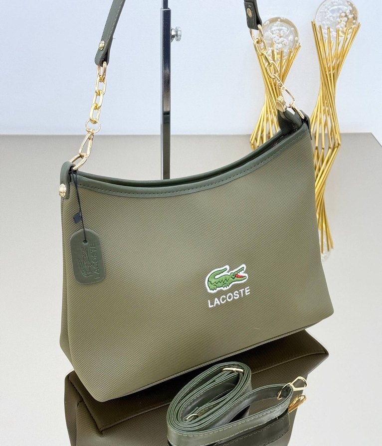LACOSTE

HEM KOL HEM ÇAPRAZ 

ÖLÇÜLER 34x22 CM - Görsel 3