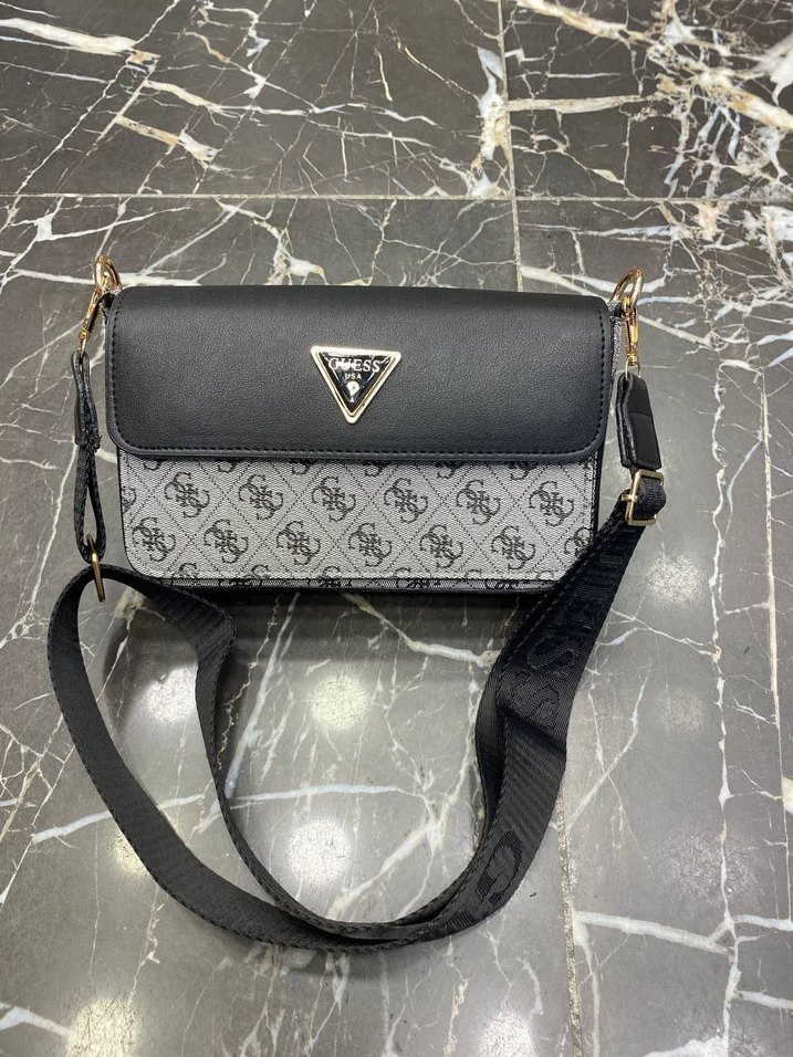 Guess Siyah Deri Kadın Çanta - Görsel 3