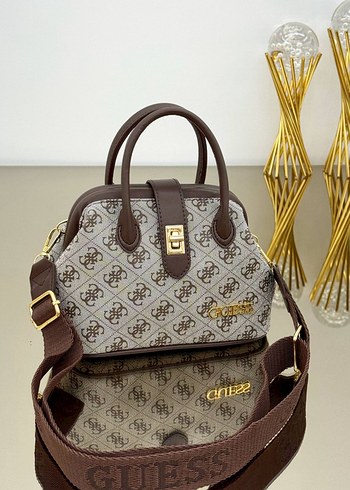 GUESSS
ÖLÇÜLERİ 30x17 cm - Görsel 6