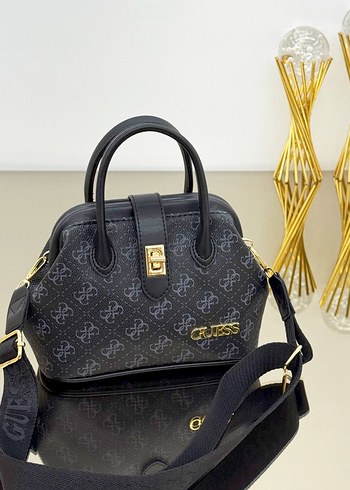 GUESSS
ÖLÇÜLERİ 30x17 cm - Görsel 12