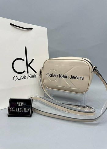 Calvin Klein Beyaz Deri Kadın Çapraz Çanta