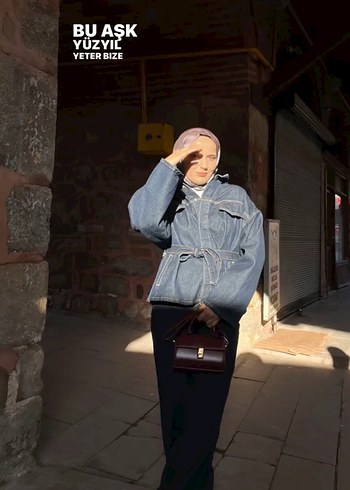 Kemerli Gri Kadın Denim Ceket takım