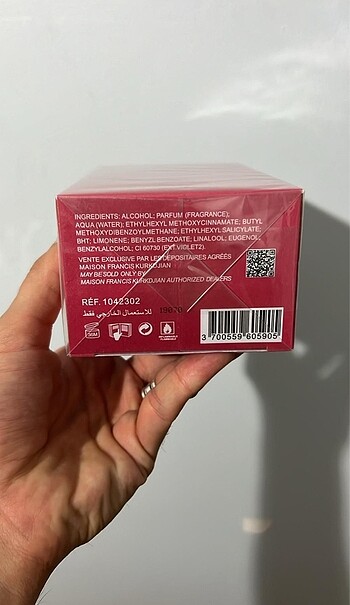  Beden Renk BACARAT ROUGE 540