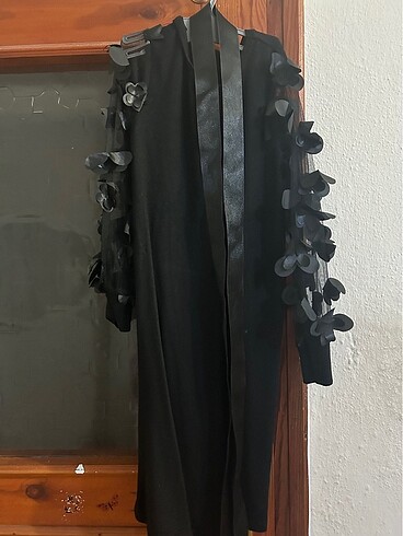 LC Waikiki 6 yaş kolu detaylı elbise