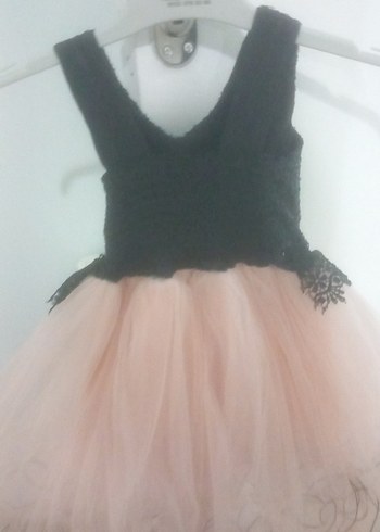 Kız Çocuk Siyah Nakışlı Fırfırlı Elbise - Görsel 3