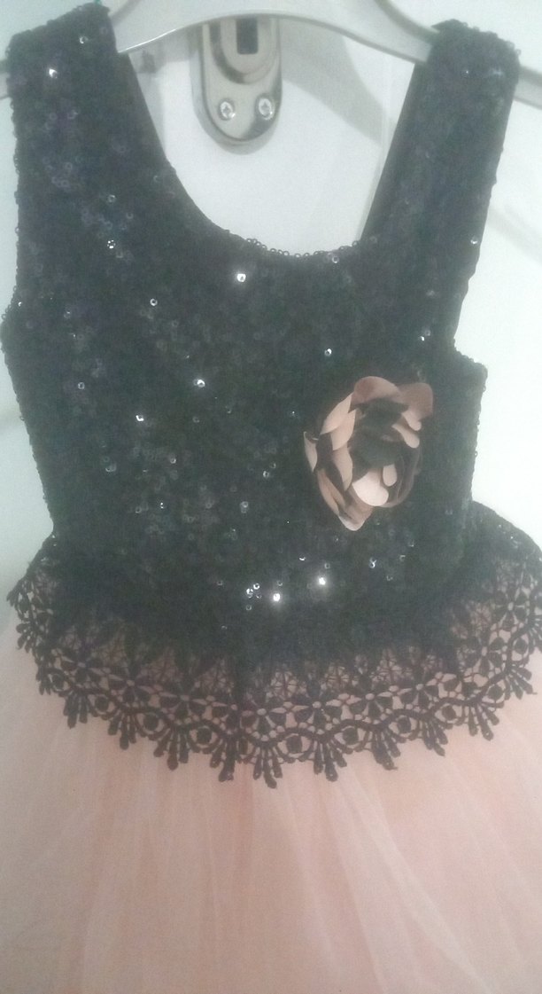 Kız Çocuk Siyah Nakışlı Fırfırlı Elbise - Görsel 2