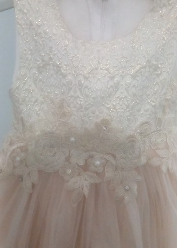 Kız Çocuk Beyaz Dantel İşlemeli Elbise - Görsel 2