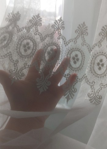 Gri Desenli Beyaz Tül Perde - Görsel 5