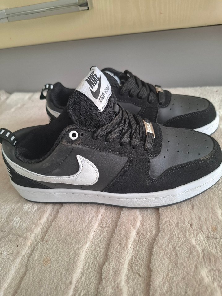 Nike Kadın Spor Ayakkabı - Görsel 2